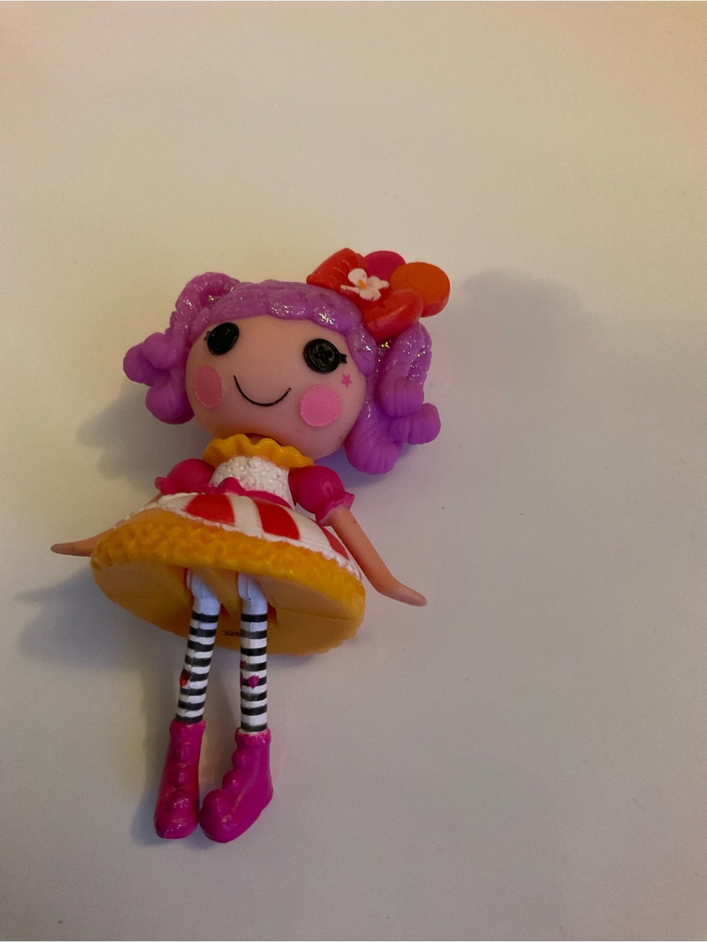 Lalaloopsy Super Silly Party Peanut Big Top Mini Doll - Picture 2 of 5